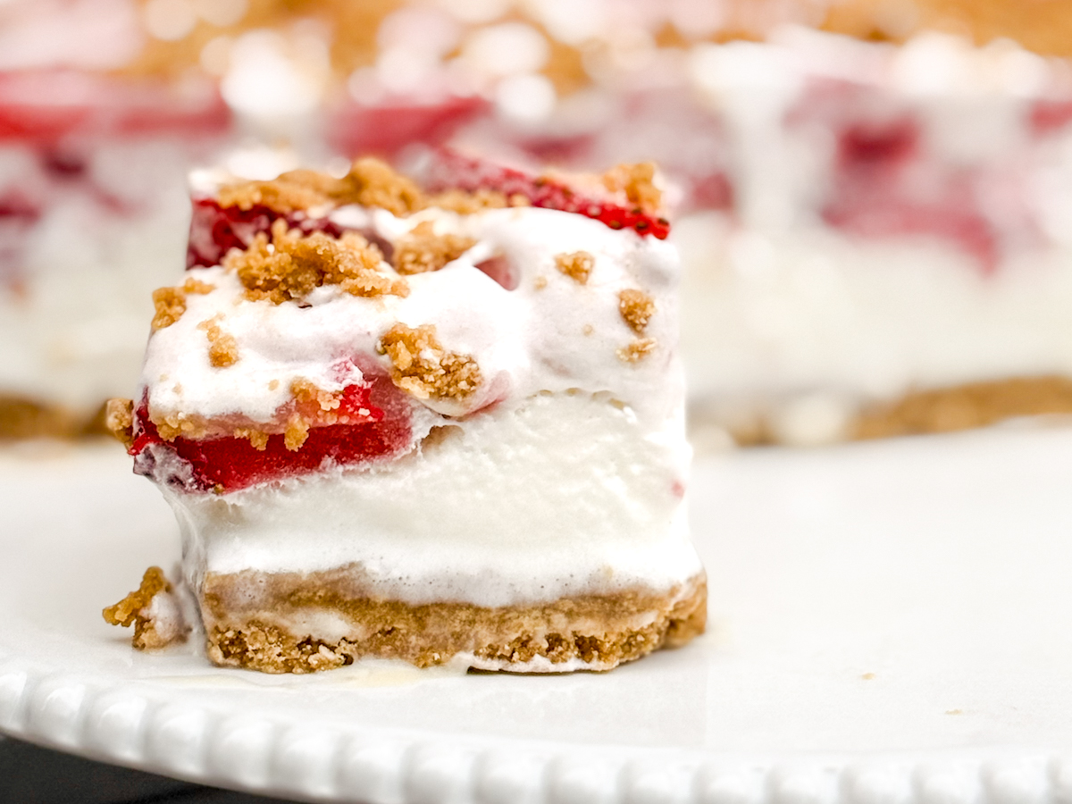 strawberry ice cream cake
